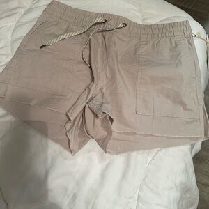 Vuori Women's Tan Vintage Ripstop Short